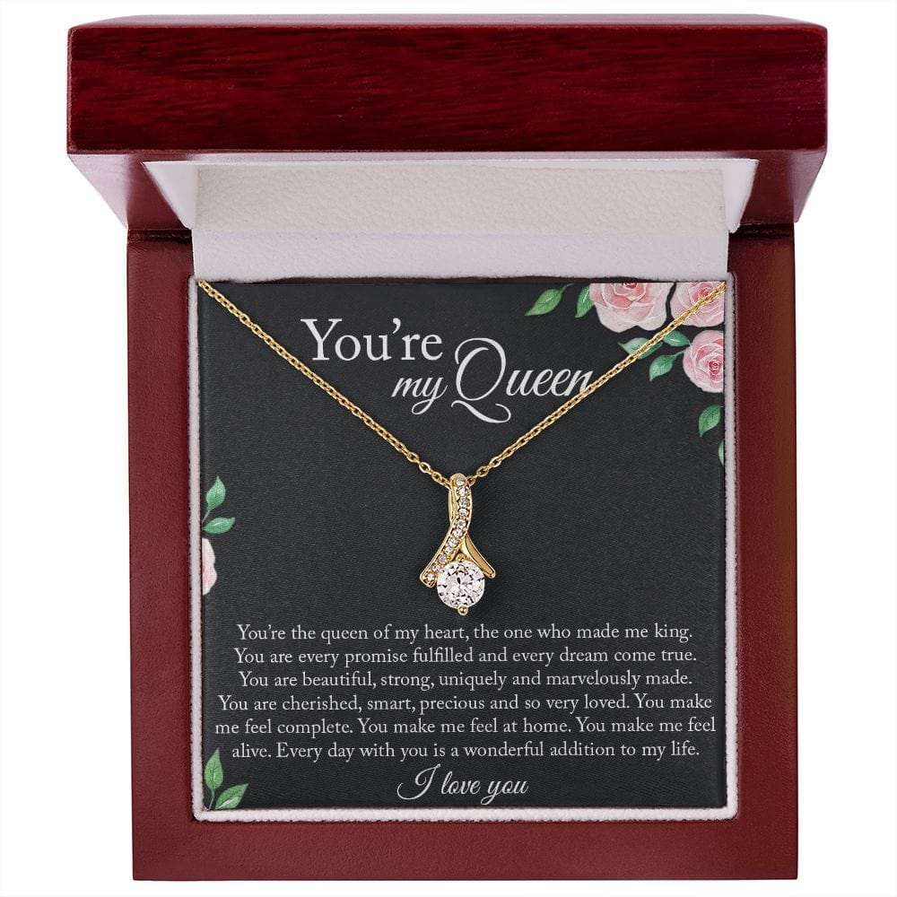You're my Queen - Alluring Beauty Necklace